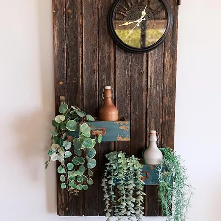 Stella's * Prodromos